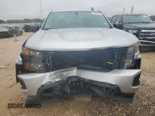 2020 Chevrolet Silverado 1500 Custom with VIN 1GCRWBEH2LZ368275, listed as a Copart auction lot 83323574 with 58,559 mi miles and Salvage Title. Bid and sale history available at carsss.com. Image 5.