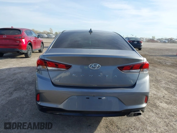 2019 Hyundai Sonata SE with VIN 5NPE24AF0KH774328, listed as a IAAI auction lot 41083370 with 84,196 mi miles and . Bid and sale history available at carsss.com. Image 17.