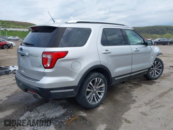 2019 Ford Explorer Platinum с VIN 1FM5K8HT7KGA06333, выставлен на аукционе IAAI как лот 42094006 с пробегом 91 620 миль миль и . История ставок и продаж доступна на DreamBid. Изображение 4.