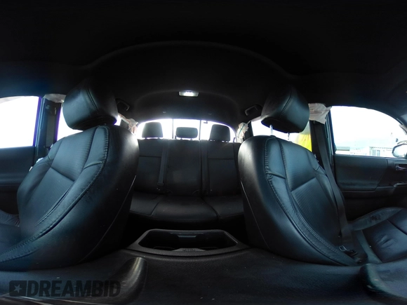 2021 Toyota Tacoma SR z VIN 3TMCZ5AN2MM426723, wystawiony jako IAAI lot #41604033 z przebiegiem 46 522 mil mil oraz . Historia ofert i sprzedaży dostępna na DreamBid. Obrazek 19.