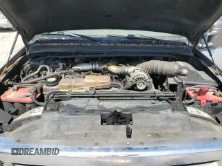 2001 Ford F-250 XL with VIN 1FTNW21F81EC72433, listed as a Copart auction lot 55520905 with 387,113 mi miles and Salvage title. Bid and sale history available at DreamBid. Image 11.