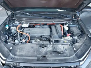 2023 Honda CR-V Hybrid Sport Touring with VIN 2HKRS6H97PH806731, listed as a IAAI auction lot 41773022 with 33,598 mi miles. Bid and sale history available at carsss.com. Image 10.