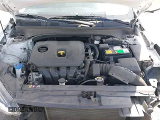 2021 Kia Forte LXS z VIN 3KPF24AD3ME299221, wystawiony jako IAAI lot #41893062 z przebiegiem 62 961 mil mil oraz . Historia ofert i sprzedaży dostępna na DreamBid. Obrazek 10.