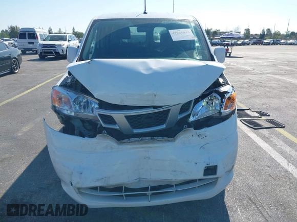 2021 Nissan NV200 SV z VIN 3N6CM0KN8MK705487, wystawiony jako IAAI lot #41866045 z przebiegiem 150 767 mil mil oraz . Historia ofert i sprzedaży dostępna na DreamBid. Obrazek 12.