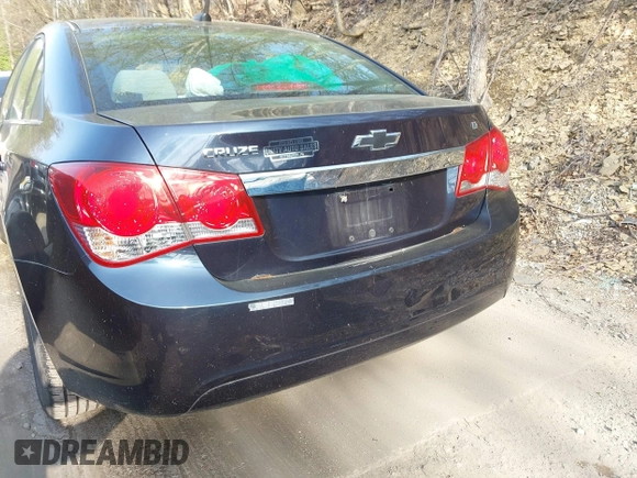 2014 Chevrolet Cruze 1LT with VIN 1G1PC5SB1E7302745, listed as a IAAI auction lot 42142048 with 160,000 mi miles and . Bid and sale history available at DreamBid. Image 14.