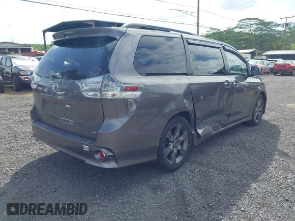 2016 Toyota Sienna SE with VIN 5TDXK3DC9GS719995, listed as a IAAI auction lot 42421273 with 126,943 mi miles and . Bid and sale history available at DreamBid. Image 4.