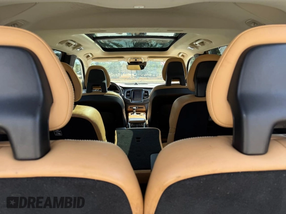 2016 Volvo XC90 T6 Inscription with VIN YV4A22PL0G1037674, listed as a Copart auction lot 51749095 with 177,202 mi miles and Clean Title. Bid and sale history available at carsss.com. Image 9.