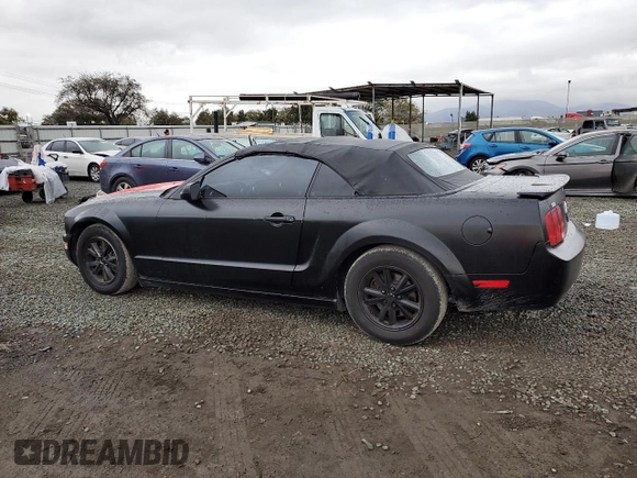2008 Ford Mustang Deluxe with VIN 1ZVHT84N185177814, listed as a Copart auction lot 45242815 with 147,380 mi miles and Clean Title. Bid and sale history available at carsss.com. Image 2.
