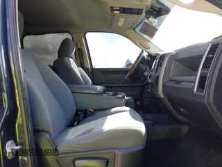 2016 Ram 2500 Tradesman with VIN 3C6UR5CL5GG222363, listed as a IAAI auction lot 41757538 with 178,227 mi miles and . Bid and sale history available at DreamBid. Image 5.