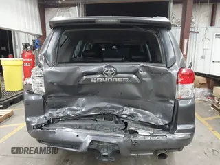 2011 Toyota 4Runner SR5 with VIN JTEZU5JR7B5017417, listed as a IAAI auction lot 41765420 with 165,714 mi miles and . Bid and sale history available at DreamBid. Image 16.
