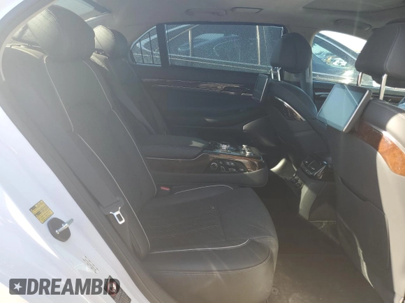 2019 Genesis G90 z VIN KMTF54JH3KU054168, wystawiony jako Copart lot #83710824 z przebiegiem 39 347 mil mil oraz Szkoda całkowita • Salvage title. Historia ofert i sprzedaży dostępna na DreamBid. Obrazek 10.