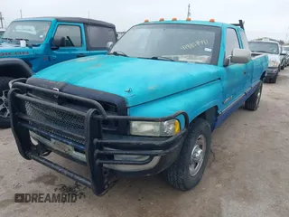 1995 Dodge Ram 2500 with VIN 3B7KC23Z7SM153612, listed as a IAAI auction lot 41885840 with 184,338 mi miles. Bid and sale history available at carsss.com. Image 2.