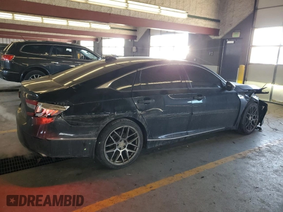2018 Honda Accord Touring z VIN 1HGCV2F93JA040263, wystawiony jako Copart lot #89186765 z przebiegiem 95 110 mil mil oraz Nie do naprawy • Non repairable. Historia ofert i sprzedaży dostępna na DreamBid. Obrazek 3.