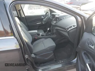2019 Ford Escape SE with VIN 1FMCU0GD2KUA40307, listed as a IAAI auction lot 41791584 with 71,395 mi miles and . Bid and sale history available at carsss.com. Image 5.