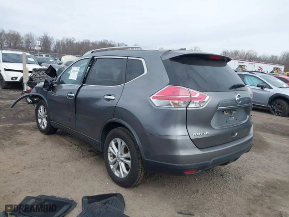 2015 Nissan Rogue SV with VIN KNMAT2MT0FP519660, listed as a IAAI auction lot 41661294 with 199,598 mi miles. Bid and sale history available at carsss.com. Image 3.