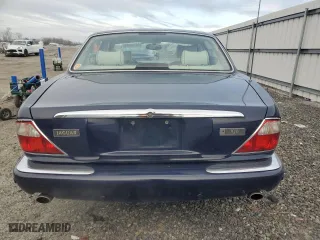 2001 Jaguar XJ with VIN SAJDA14C41LF38763, listed as a Copart auction lot 86796434 with 60,076 mi miles and Clean Title. Bid and sale history available at carsss.com. Image 6.