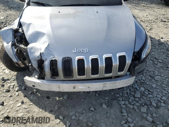 2014 Jeep Cherokee Limited with VIN 1C4PJLDS4EW172769, listed as a Copart auction lot 45952695 with 200,446 mi miles and Salvage Title. Bid and sale history available at DreamBid. Image 14.
