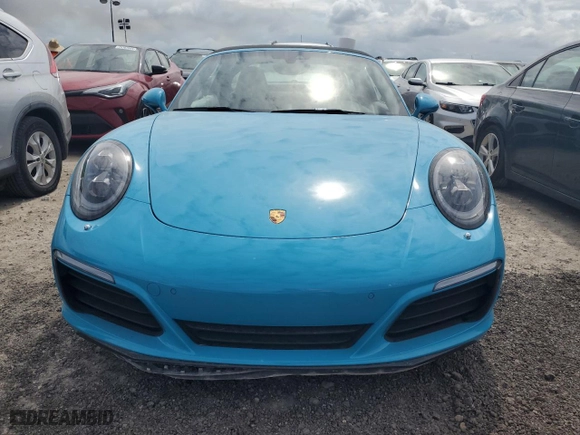 2017 Porsche 911 4S with VIN WP0BB2A98HS136078, listed as a Copart auction lot 75467624 with 0 mi miles and Non Repairable. Bid and sale history available at carsss.com. Image 5.