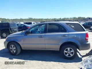 2006 Kia Sorento LX with VIN KNDJD733965596468, listed as a IAAI auction lot 41854438 with 205,028 mi miles and . Bid and sale history available at DreamBid. Image 13.