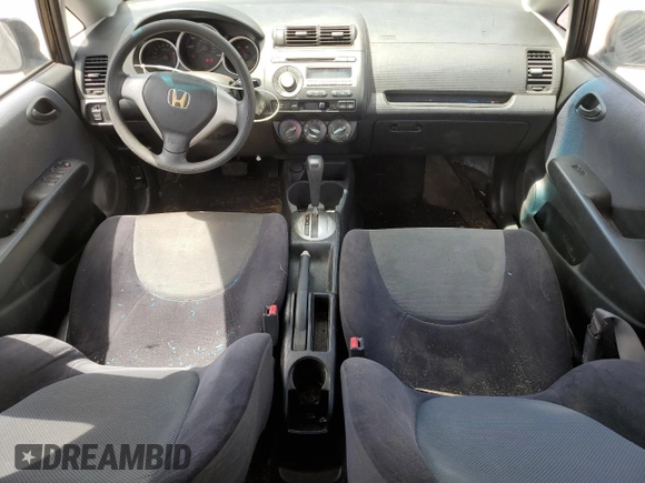 2007 Honda Fit с VIN JHMGD38407S013727, выставлен на аукционе Copart как лот 50846405 с пробегом 198 349 миль миль и Списание • Salvage title. История ставок и продаж доступна на DreamBid. Изображение 8.