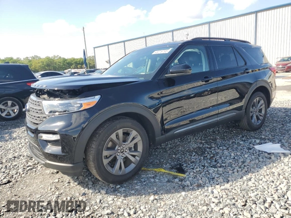2024 Ford Explorer XLT with VIN 1FMSK7DH6RGA59839, listed as a Copart auction lot 48319795 with 12,070 mi miles and Salvage Title. Bid and sale history available at carsss.com. Image 1.