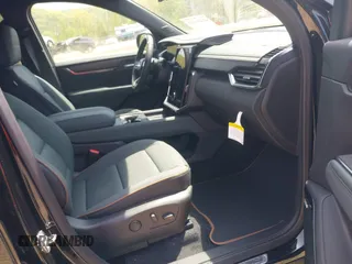 2024 GMC Acadia AWD AT4 z VIN 1GKENPKS2RJ243562, wystawiony jako IAAI lot #42156414 z przebiegiem 74 mil mil oraz . Historia ofert i sprzedaży dostępna na DreamBid. Obrazek 5.