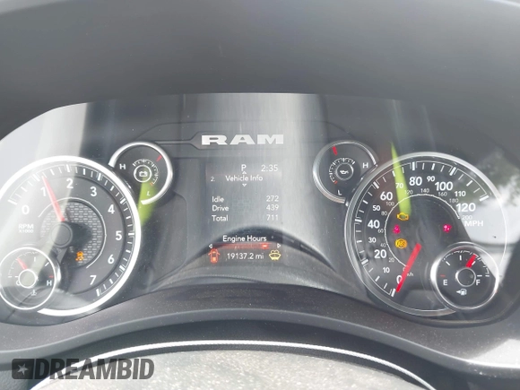 2024 Ram 2500 Big Horn with VIN 3C6UR5DJ9RG364926, listed as a IAAI auction lot 42492882 with 19,137 mi miles and . Bid and sale history available at DreamBid. Image 7.