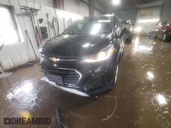 2020 Chevrolet Trax LT with VIN 3GNCJPSB5LL230066, listed as a Copart auction lot 47265815 with 32,501 mi miles and Salvage Title. Bid and sale history available at carsss.com. Image 13.
