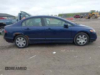 2006 Honda Civic LX z VIN JHMFA16566S000466, wystawiony jako IAAI lot #42213993 z przebiegiem 212 103 mil mil oraz . Historia ofert i sprzedaży dostępna na DreamBid. Obrazek 13.