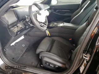 2025 BMW 5 Series 530i с VIN WBA43FJ06SCT74637, выставлен на аукционе Copart как лот 57398745 с пробегом 10 580 миль миль и Чистый • Clean title. История ставок и продаж доступна на DreamBid. Изображение 7.