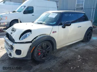 2017 MINI Hardtop 2 Door John Cooper Works with VIN WMWXM9C51HT997256, listed as a IAAI auction lot 41514918 with 95,850 mi miles. Bid and sale history available at carsss.com. Image 17.