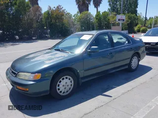 1997 Honda Accord LX с VIN 1HGCD5634VA121665, выставлен на аукционе IAAI как лот 42381259 с пробегом 180 249 миль миль и . История ставок и продаж доступна на DreamBid. Изображение 6.