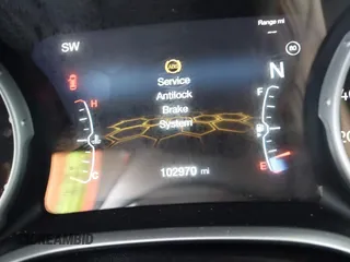 2019 Jeep Compass Latitude с VIN 3C4NJCBBXKT699338, выставлен на аукционе IAAI как лот 42257672 с пробегом 102 970 миль миль и . История ставок и продаж доступна на DreamBid. Изображение 7.