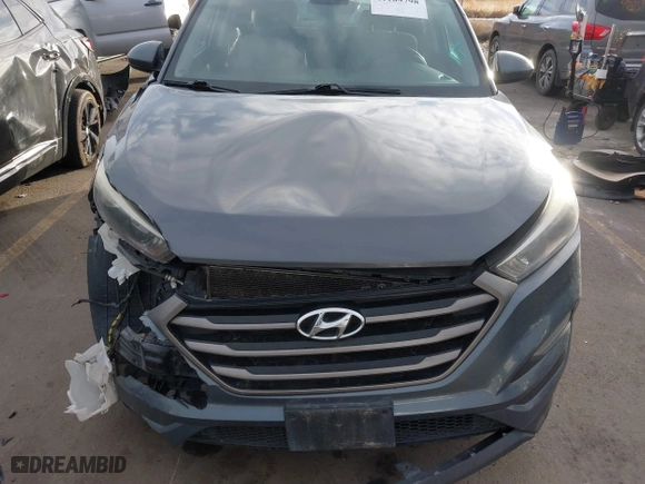 2016 Hyundai Tucson SE with VIN KM8J3CA47GU128085, listed as a IAAI auction lot 41109798 with 156,861 mi miles. Bid and sale history available at carsss.com. Image 12.