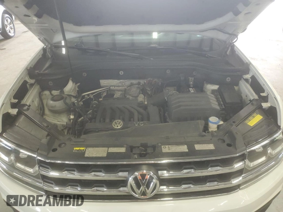 2018 Volkswagen Atlas SE with VIN 1V2KR2CA3JC564500, listed as a Copart auction lot 56352755 with 286,005 mi miles and Clean title. Bid and sale history available at DreamBid. Image 12.