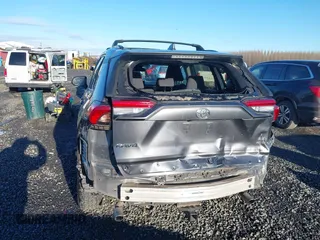 2019 Toyota RAV4 LE with VIN 2T3F1RFV0KW019791, listed as a IAAI auction lot 41499146 with 84,175 mi miles. Bid and sale history available at carsss.com. Image 17.