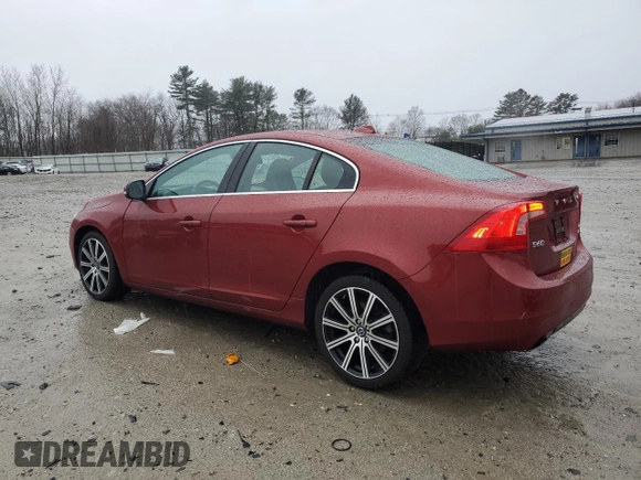 2015 Volvo S60 T5 Premier with VIN YV1612TB5F1308861, listed as a Copart auction lot 49028325 with 55,583 mi miles and Clean Title. Bid and sale history available at carsss.com. Image 2.