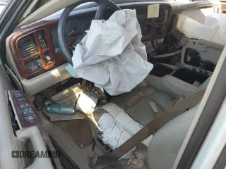 2002 Chevrolet Suburban LS with VIN 1GNFK16Z02J206522, listed as a Copart auction lot 44322465 with 0 mi miles and Salvage Title. Bid and sale history available at carsss.com. Image 8.
