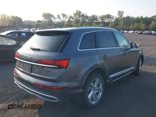 2021 Audi Q7 Premium Plus z VIN WA1LJAF72MD023356, wystawiony jako IAAI lot #40204669 z przebiegiem 33 316 mil mil oraz . Historia ofert i sprzedaży dostępna na DreamBid. Obrazek 4.