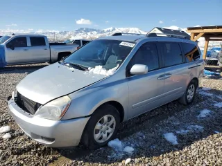 2006 Kia Sedona LX with VIN KNDMB233X66036622, listed as a Copart auction lot 49642345 with 159,101 mi miles and Salvage Title. Bid and sale history available at carsss.com. Image 1.