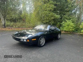 1982 Porsche 928 z VIN WP0JA0926CS821991, wystawiony jako Copart lot #81001264 z przebiegiem 88 476 mil mil oraz Tytuł czysty. Historia ofert i sprzedaży dostępna na DreamBid. Obrazek 2.