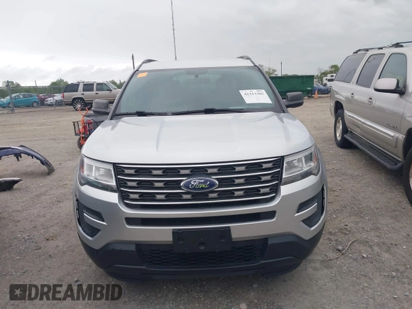 2017 Ford Explorer z VIN 1FM5K7BH2HGC91658, wystawiony jako IAAI lot #42313303 z przebiegiem 40 612 mil mil oraz . Historia ofert i sprzedaży dostępna na DreamBid. Obrazek 13.