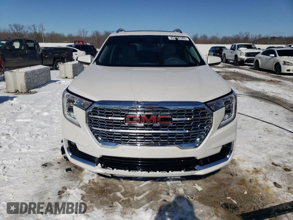 2024 GMC Terrain Denali with VIN 3GKALXEG9RL248701, listed as a Copart auction lot 45348185 with 9,184 mi miles and Non repairable. Bid and sale history available at DreamBid. Image 5.