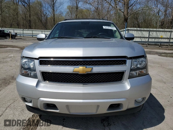 2013 Chevrolet Avalanche LS with VIN 3GNTKEE73DG370698, listed as a Copart auction lot 54191395 with 124,046 mi miles and Salvage title. Bid and sale history available at DreamBid. Image 5.