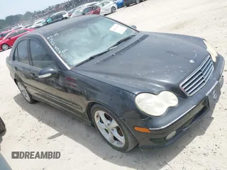 2006 Mercedes-Benz C 230 Sport z VIN WDBRF52H76F762025, wystawiony jako IAAI lot #42197195 z przebiegiem 186 275 mil mil oraz . Historia ofert i sprzedaży dostępna na DreamBid. Obrazek 1.