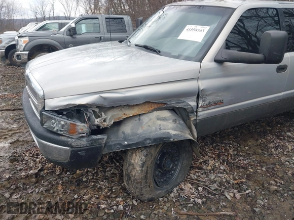 1998 Dodge Ram 2500 with VIN 3B7KF22D1WG102284, listed as a IAAI auction lot 41558563 with 1 mi miles. Bid and sale history available at carsss.com. Image 6.