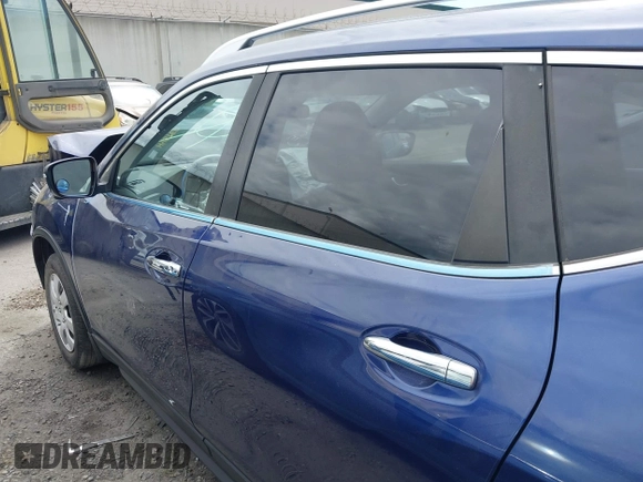 2019 Nissan Rogue SV with VIN JN8AT2MT7KW268205, listed as a IAAI auction lot 41987162 with 59,702 mi miles. Bid and sale history available at carsss.com. Image 15.