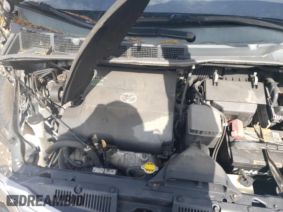 2016 Toyota Sienna XLE with VIN 5TDYK3DC8GS706188, listed as a Copart auction lot 51082515 with 102,555 mi miles and Salvage Title. Bid and sale history available at carsss.com. Image 11.