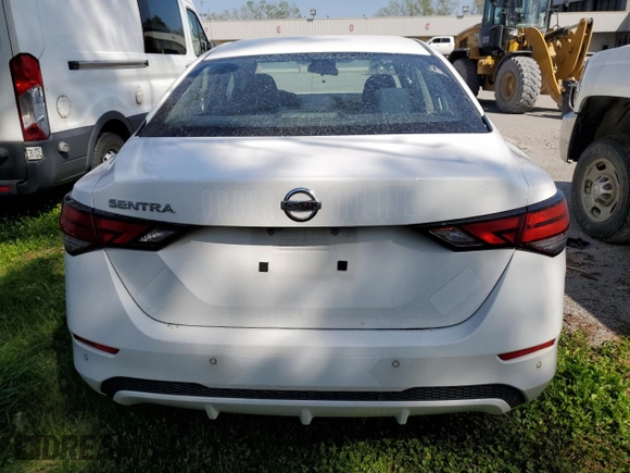 2021 Nissan Sentra S z VIN 3N1AB8BV2MY226738, wystawiony jako Copart lot #50047545 z przebiegiem Nie podano mil oraz Szkoda całkowita • Salvage title. Historia ofert i sprzedaży dostępna na DreamBid. Obrazek 6.