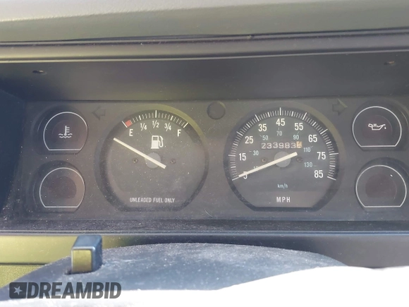 1996 Jeep Cherokee SE with VIN 1J4FT28S0TL225891, listed as a IAAI auction lot 41411705 with 233,983 mi miles and . Bid and sale history available at DreamBid. Image 7.